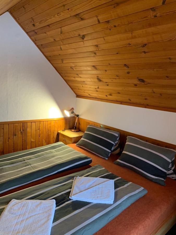 Chata Jezevec Hojsova Stráž Extérieur photo